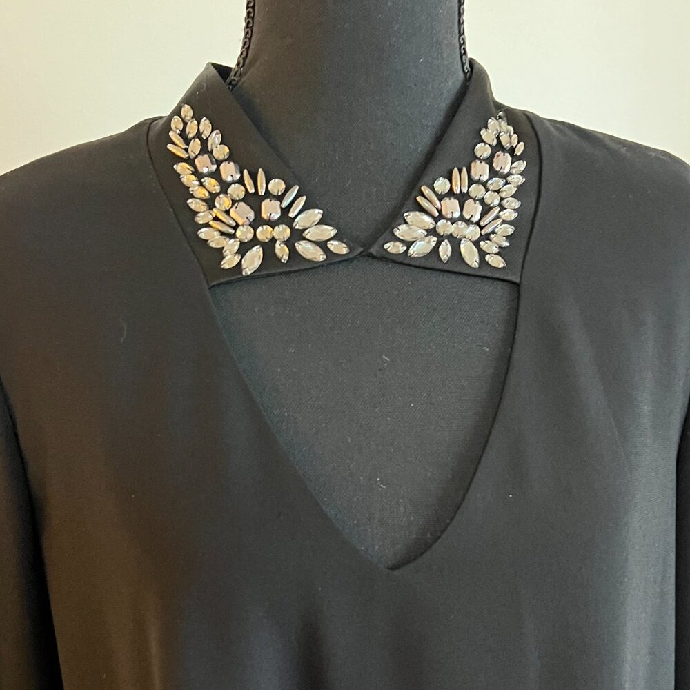 Gorgeoous black dress with sparkly beads!
